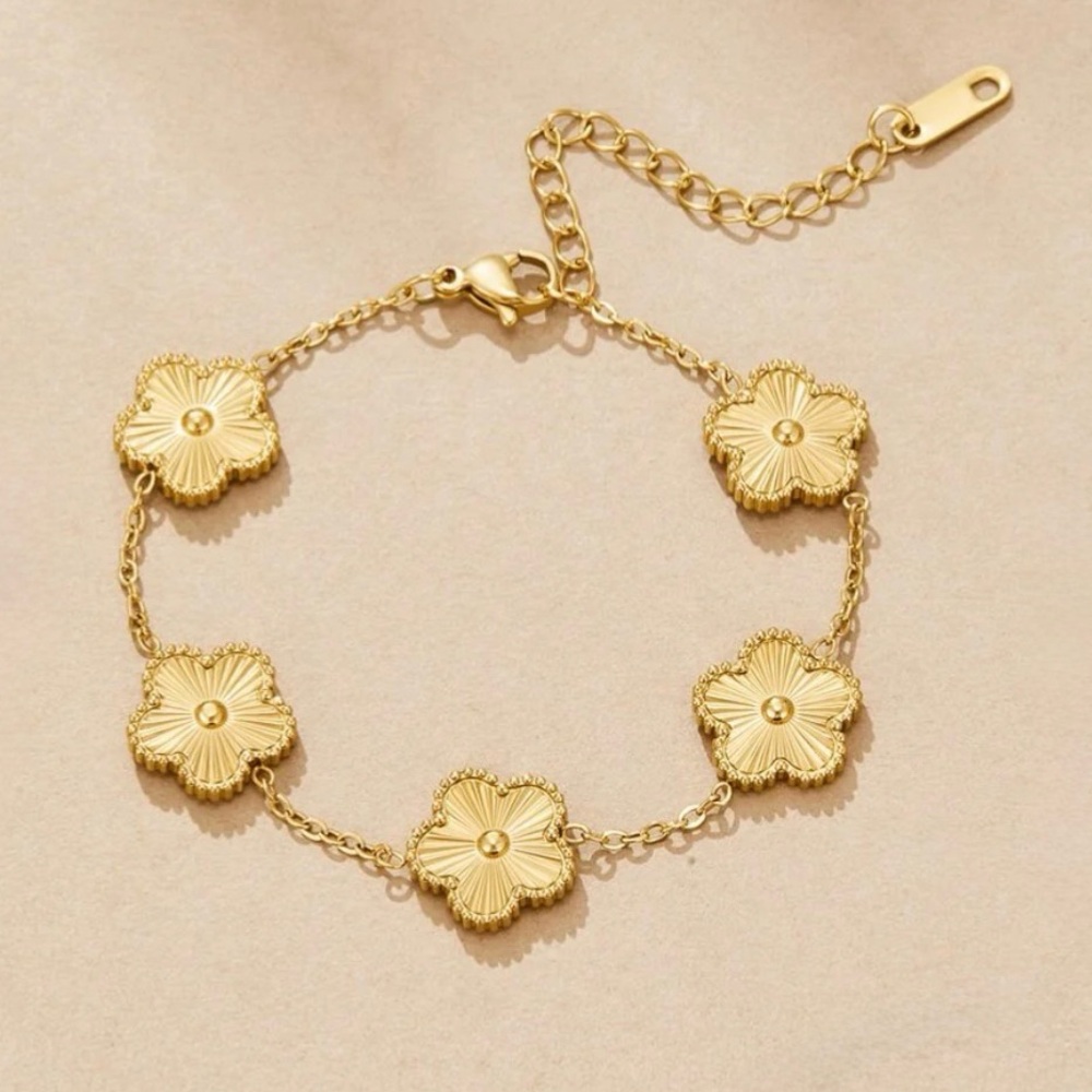 Clover Chain Bracelet